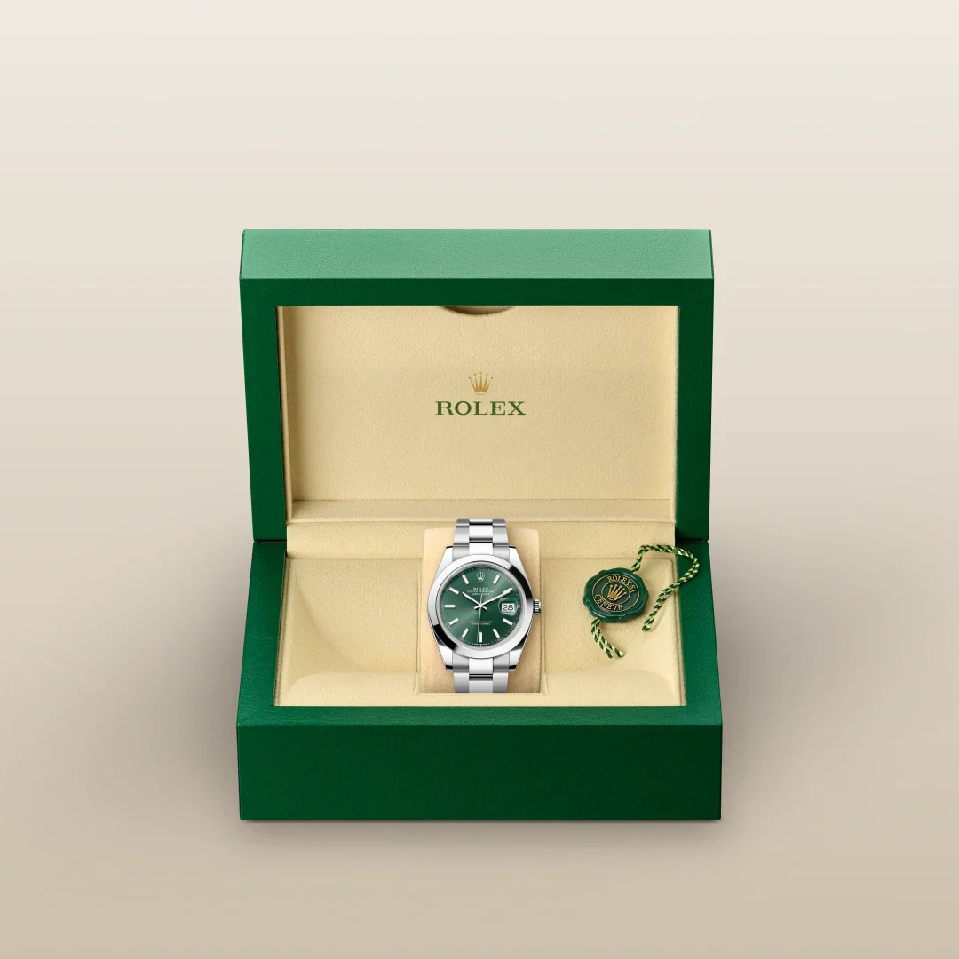 Datejust 41
Oyster, 41 mm, Oystersteel M126300-0019